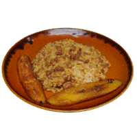 Calentado Con Tajadas De Plátano Maduro